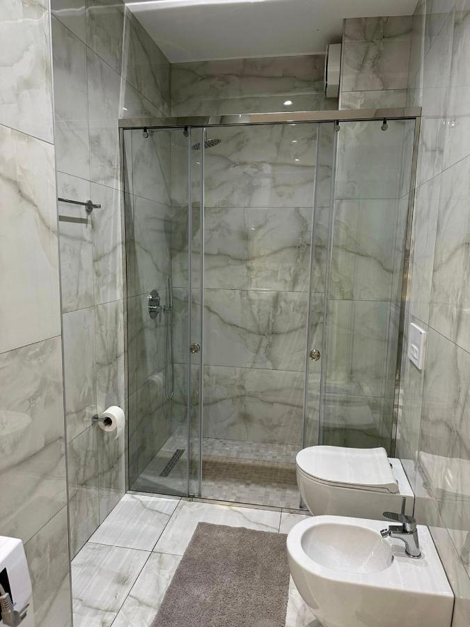 New Brilant Apartment ติรานา ภายนอก รูปภาพ