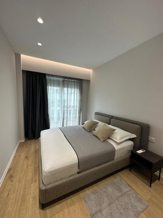 New Brilant Apartment ติรานา ภายนอก รูปภาพ